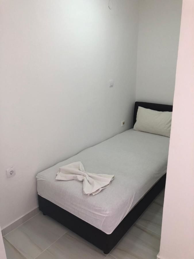 Гостевой дом Hamburg Rooms Подгорица-30